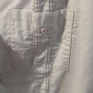 Traditional 4-pocket Guayabera - cream